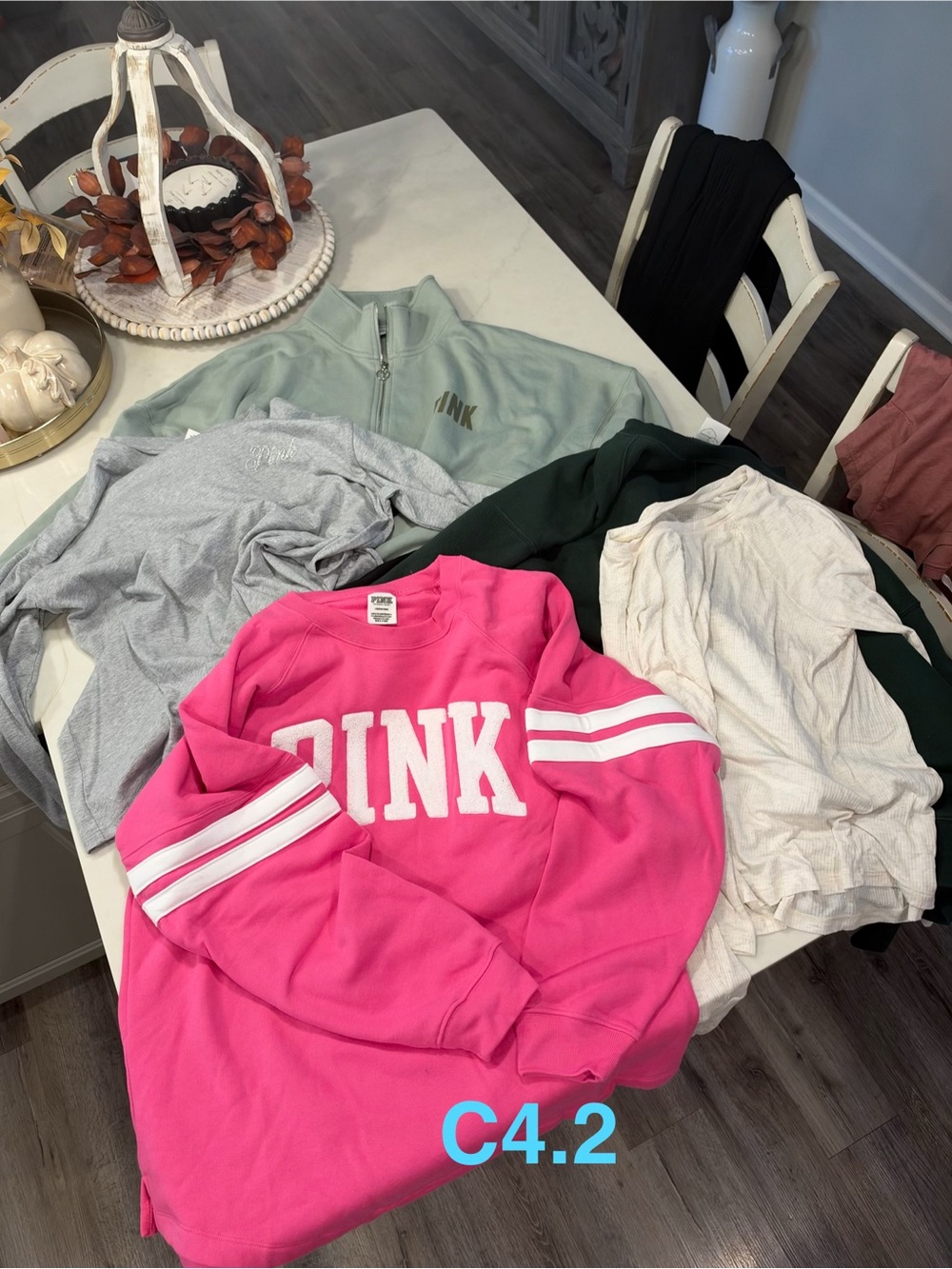 PINK Victoria's Secret Crewneck sweatshirts and long sleeve tops (6) smoke free